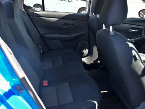 Used 2024 Nissan Sentra SV FWD image 36