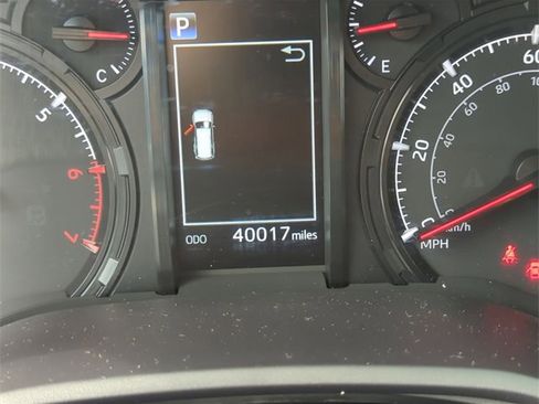 Used 2020 Toyota 4Runner SR5 image 12