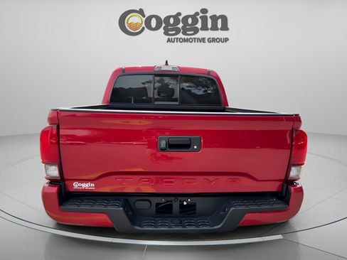 Used 2022 Toyota Tacoma SR w/ SR Convenience Package RWD image 4