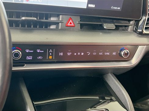 Used 2023 Kia Sportage SX Prestige image 16