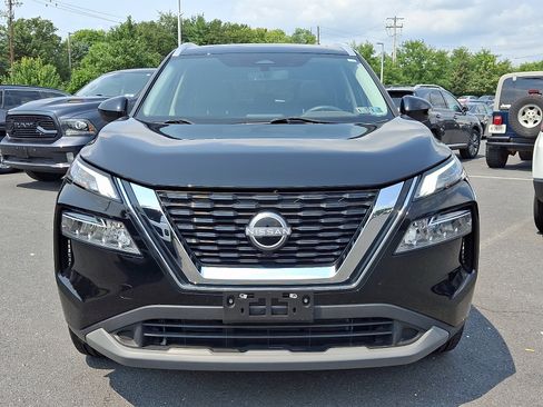 Certified 2023 Nissan Rogue SV w/ SV Premium B Package AWD/4WD image 2
