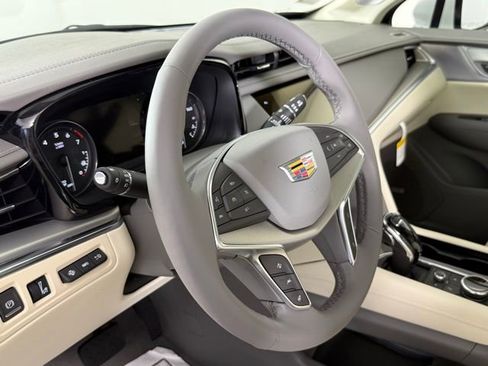 New 2025 Cadillac XT5 Premium Luxury w/ Technology Package image 15