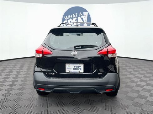 Used 2019 Nissan Kicks SV w/ Exterior Package image 5