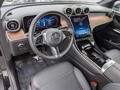 Certified 2026 Mercedes-Benz GLC 300 4MATIC image 9