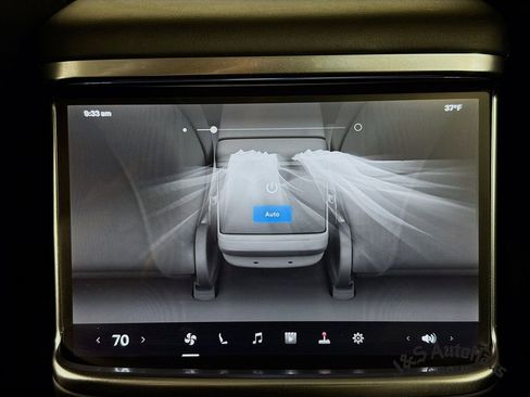 Used 2025 Tesla Model S Plaid image 31