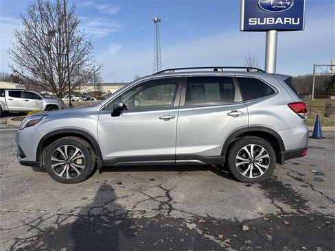 Used 2022 Subaru Forester Limited w/ Popular Package #3 image 7