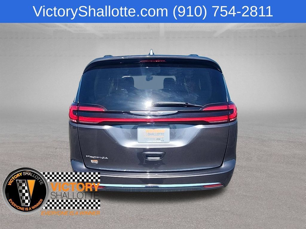 Certified 2022 Chrysler Pacifica Touring-L FWD image 31