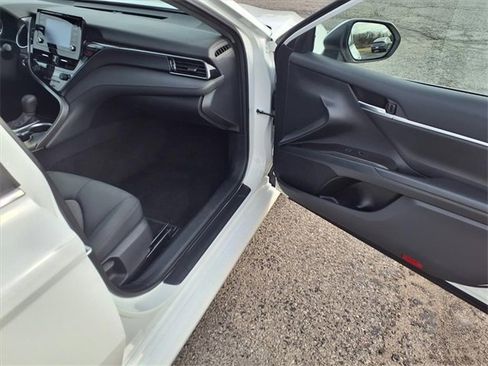 Used 2023 Toyota Camry LE image 72