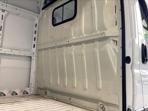 Used 2025 RAM ProMaster 3500 w/ Convenience Group FWD image 19