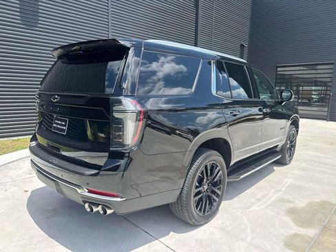 Used 2025 Chevrolet Tahoe Premier RWD image 11