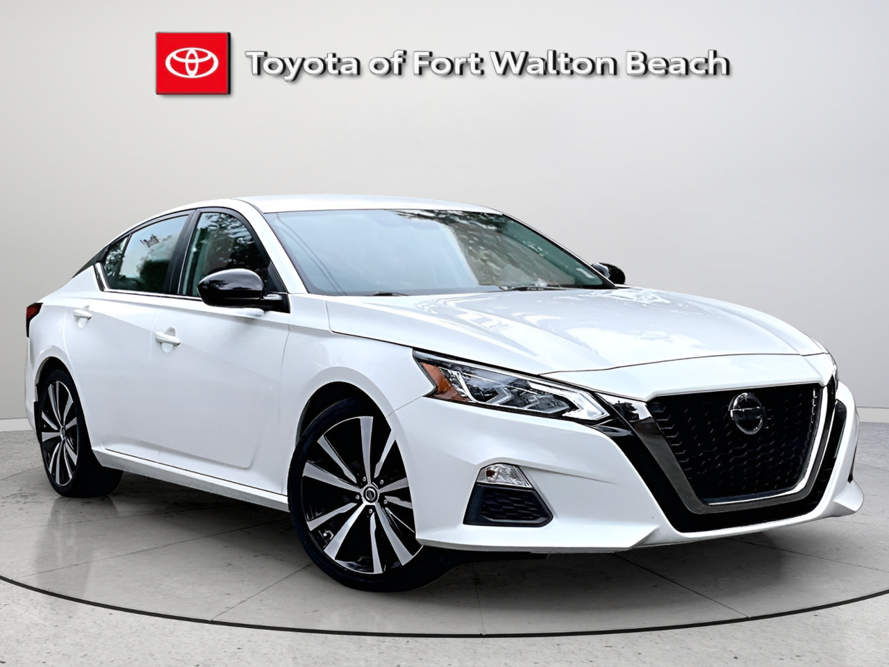 Used 2020 Nissan Altima 2.5 SR FWD image 1