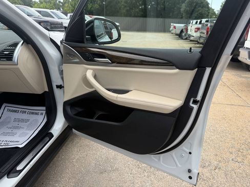 Used 2019 BMW X3 sDrive30i w/ Driving Assistance Package RWD image 11