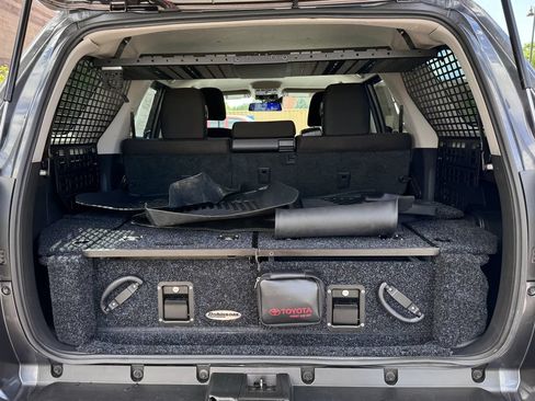 Used 2022 Toyota 4Runner TRD Off-Road AWD/4WD image 12