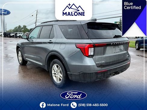 Used 2025 Ford Explorer Active AWD/4WD image 4