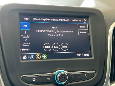 Used 2022 Chevrolet Equinox LT AWD/4WD image 16