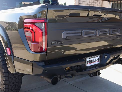 Used 2025 Ford F150 Raptor AWD/4WD image 15
