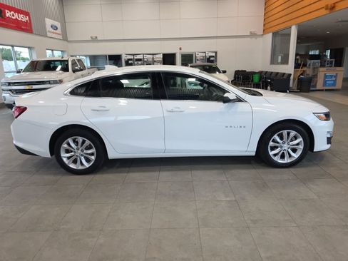 Used 2022 Chevrolet Malibu LT FWD image 6
