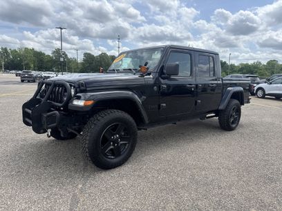 Used 2023 Jeep Gladiator Sport