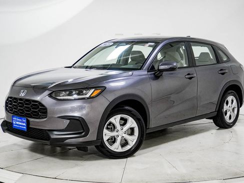 Used 2023 Honda HR-V LX image 1
