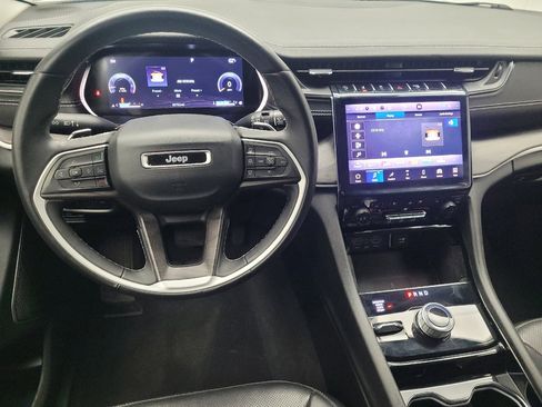 Used 2022 Jeep Grand Cherokee L Limited w/ Luxury Tech Group II image 22