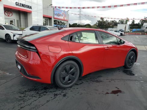New 2026 Toyota Prius Plug-In Hybrid image 3