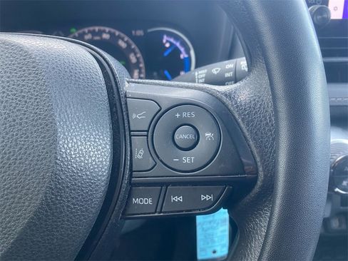 Used 2023 Toyota RAV4 LE image 20