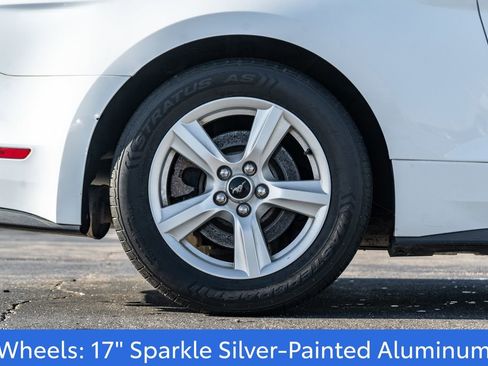 Used 2018 Ford Mustang EcoBoost image 9