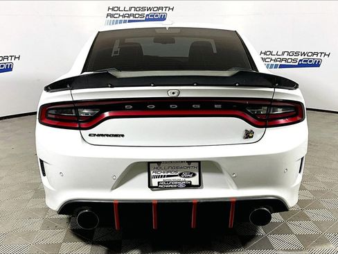 Used 2022 Dodge Charger Scat Pack w/ Plus Group image 4