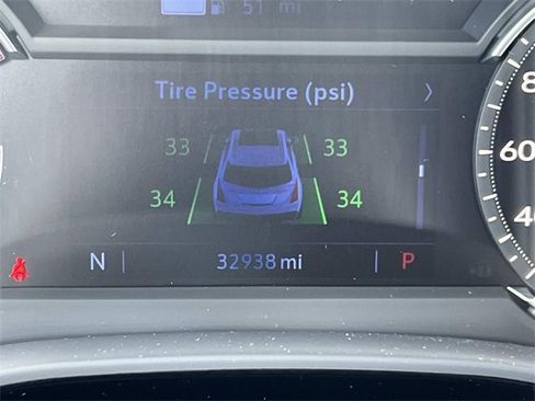 Certified 2022 Cadillac XT5 Premium Luxury w/ LPO, Floor Liner Package image 20