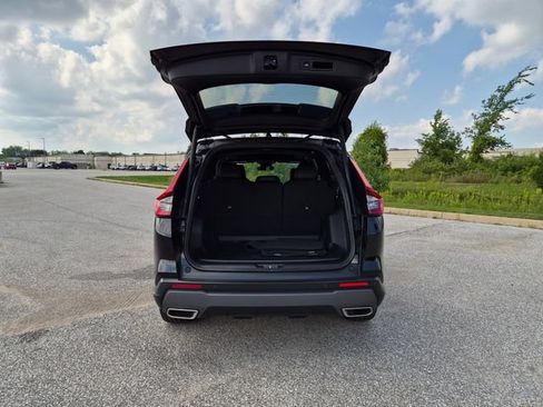 Used 2024 Honda CR-V Sport Touring image 10