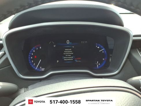 Used 2022 Toyota Corolla Cross XLE w/ Convenience Package AWD/4WD image 20