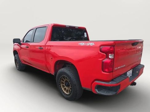 Used 2022 Chevrolet Silverado 1500 Custom AWD/4WD image 2