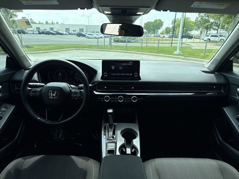 Used 2024 Honda Civic EX image 16