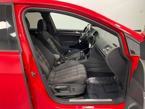 Used 2017 Volkswagen GTI S image 22