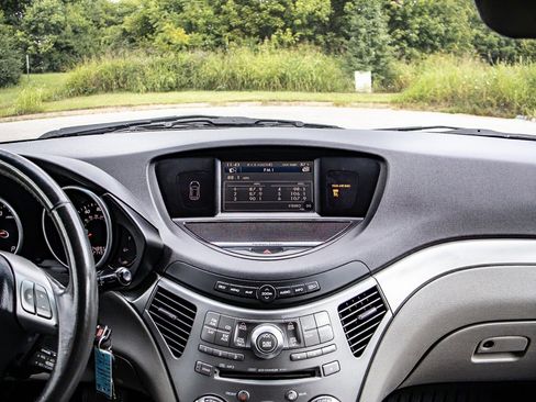 Used 2011 Subaru Tribeca Limited w/ PWR Moonroof & Navigation Pkg image 3