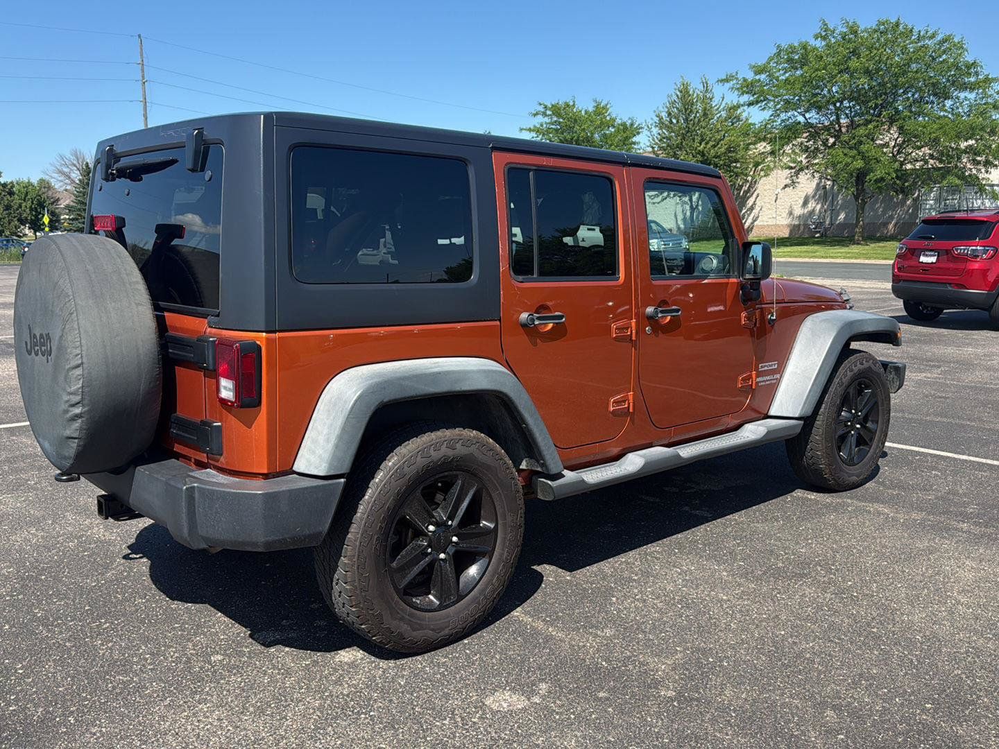 Used 2011 Jeep Wrangler Unlimited Sport AWD/4WD image 5