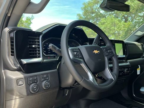 New 2026 Chevrolet Silverado 3500 LT w/ Convenience Package AWD/4WD image 13