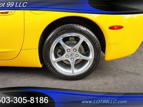 Used 2001 Chevrolet Corvette Convertible w/ Preferred Equipment Group2 RWD image 37