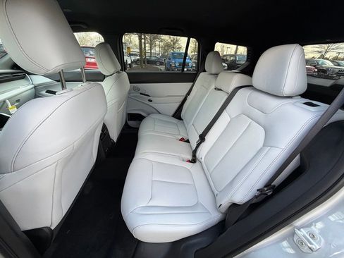 New 2026 Jeep Cherokee Limited image 11