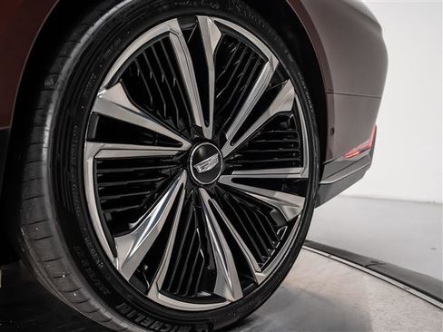 Used 2025 Cadillac Celestiq Base image 41