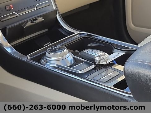 Used 2019 Ford Edge Titanium w/ Equipment Group 301A image 14