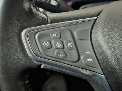Used 2019 Chevrolet Equinox LT w/ Driver Convenience Package FWD image 29