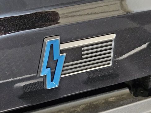 New 2025 Ford F150 Lightning Flash AWD/4WD image 13
