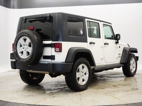 Used 2009 Jeep Wrangler X image 6