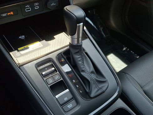Used 2024 Honda CR-V EX-L image 18