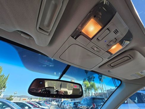 Used 2012 Subaru Legacy 2.5i Limited image 44