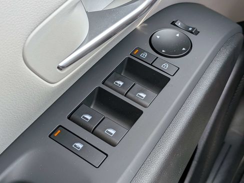 Certified 2026 Hyundai Tucson SE FWD image 22