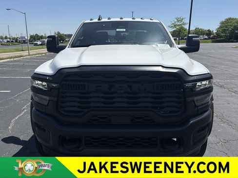 New 2026 RAM 5500 Tradesman AWD/4WD image 3