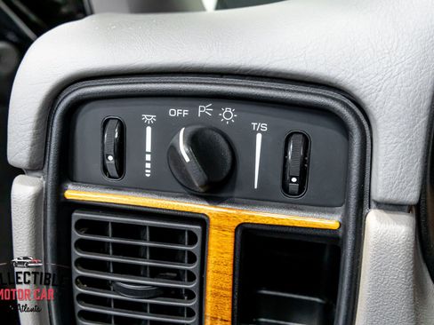 Used 1996 Chevrolet Impala SS RWD image 79