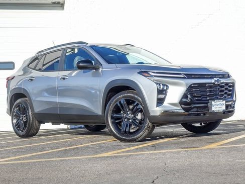 New 2026 Chevrolet Trax ACTIV w/ Driver Confidence Package image 2